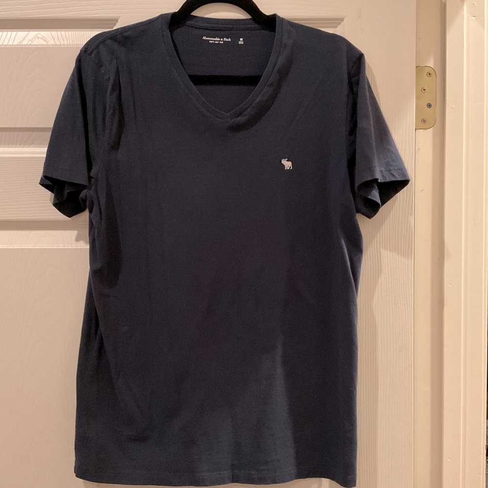 Abercrombie & Fitch Soft AF Navy Short Sleeve- Medium